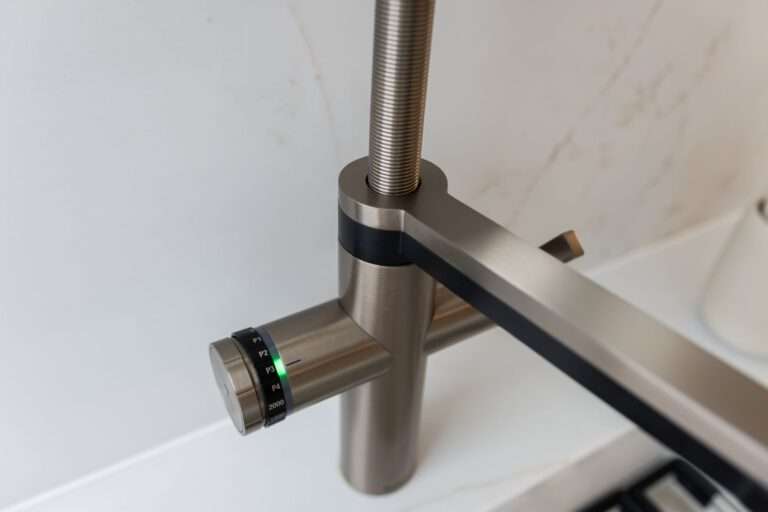 Choice Icona in Satin Platium